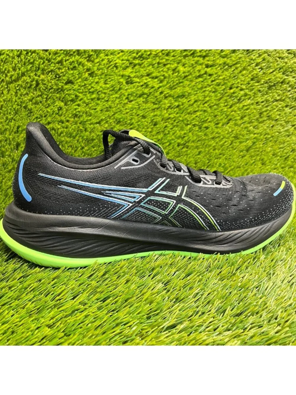Asics Gel Cumulus 26 Mens Size 10 Black Green Athletic Running Shoes Sneakers